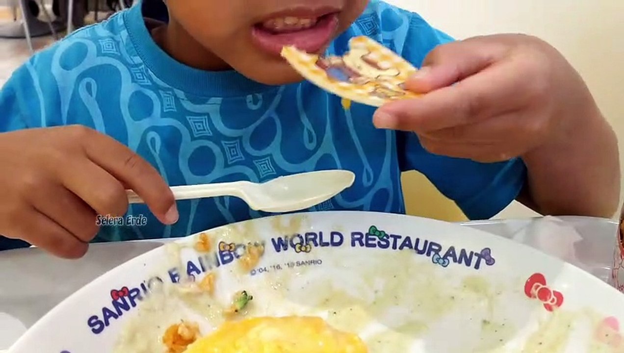 Part 3 Mukbang Kid makan nasi omelet lucu di Sanrio Rainbow World Restaurant sanrio puroland Tokyo Jepang