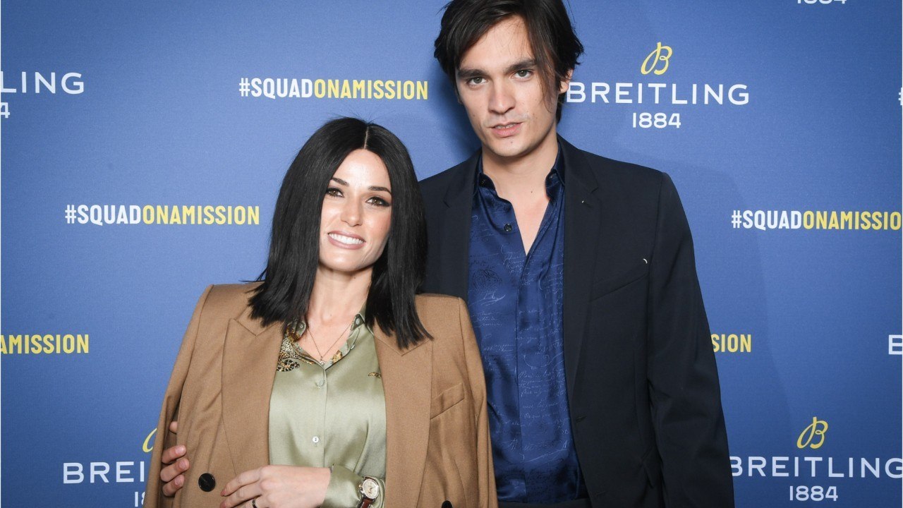 VOICI - PHOTO Capucine Anav : sa déclaration d'amour pour l'anniversaire d'Alain-Fabien Delon