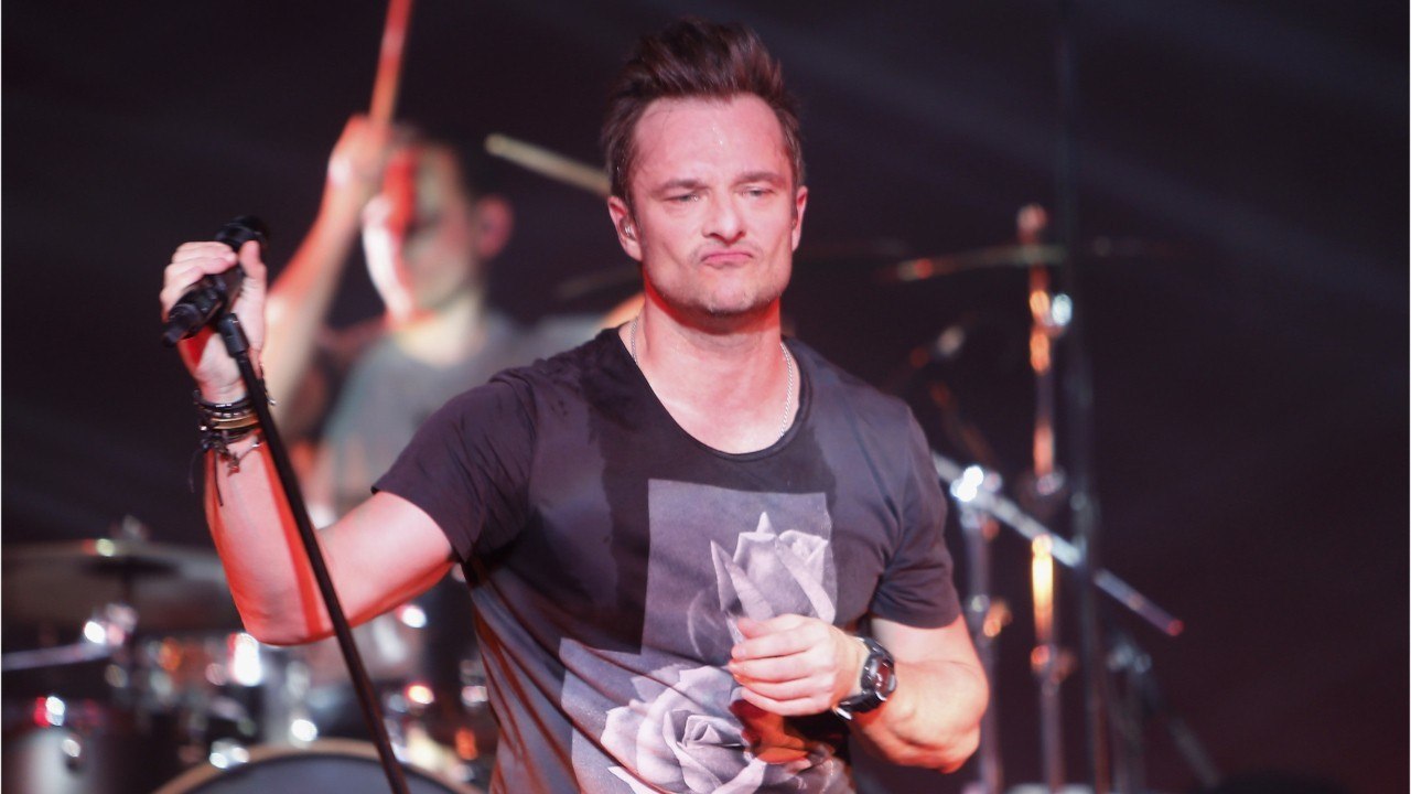 VOICI : Hommage à Johnny Hallyday : pourquoi David Hallyday, invité par Laeticia, pourrait être absent