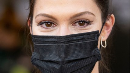 VOICI :  Iris Mittenaere complice avec sa maman : les internautes sont fans