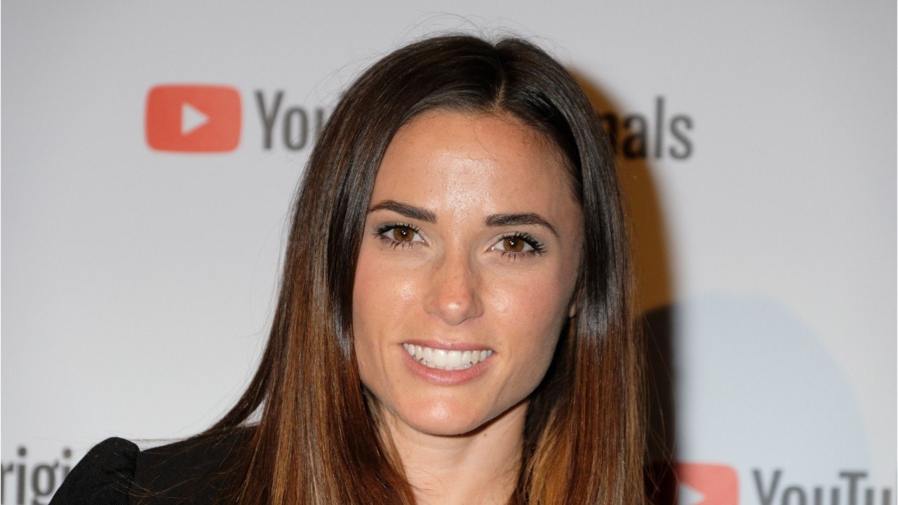 VOICI Capucine Anav et Alain-Fabien Delon : la raison de leur séparation