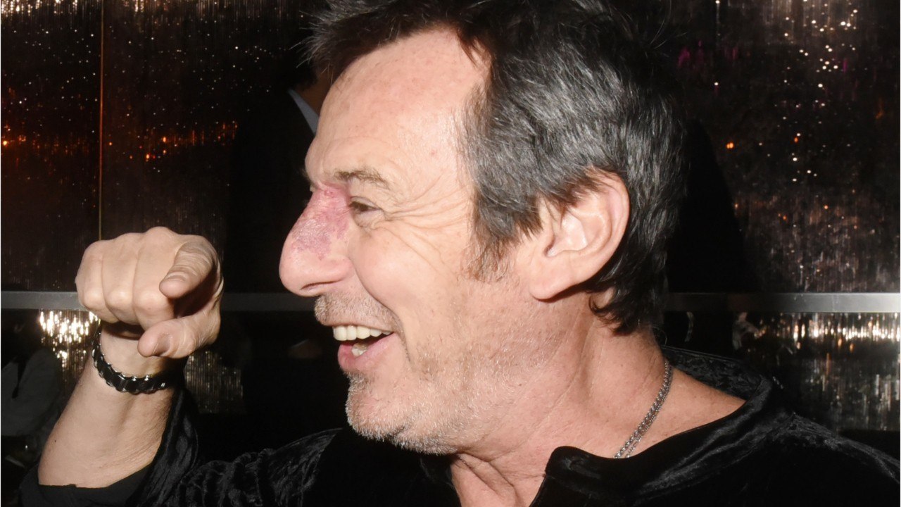 VOICI : Jean-Luc Reichmann s'amuse de la fusion entre TF1 et M6 avec un montage de Philippe Etchebest et Mimie Mathy
