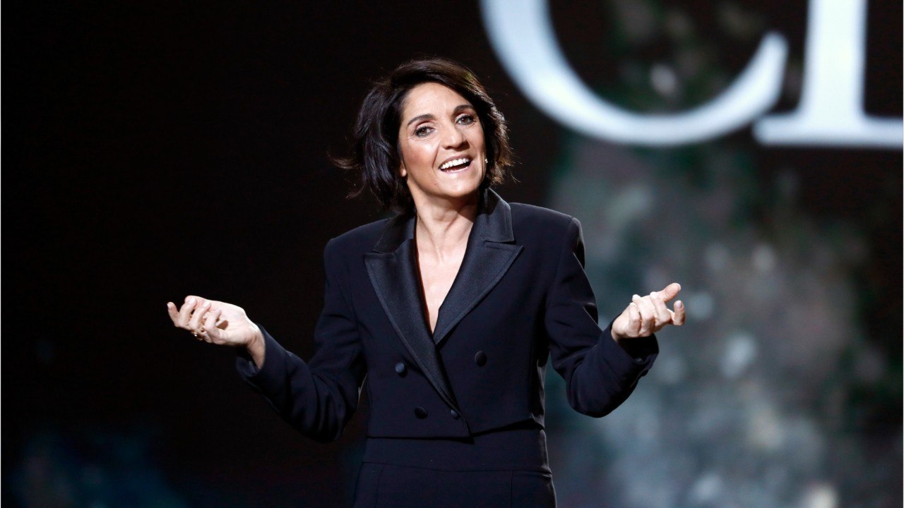 VOICI-Florence Foresti annonce les dates d'un nouveau spectacle sur Instagram