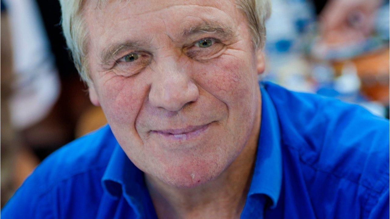 VOICI - Bruno Masure revient sur son coming out bisexuel : cette animatrice à laquelle il ne pardonne pas