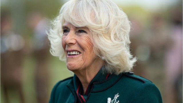 VOICI - Camilla Parker-Bowles : pourquoi elle a bravé les restrictions sanitaires en pleine pandémie