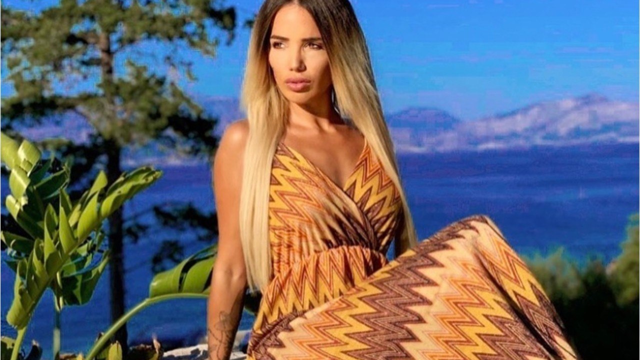 VOICI : Manon Marsault : après une opération de chirurgie ratée, elle prend une décision radicale