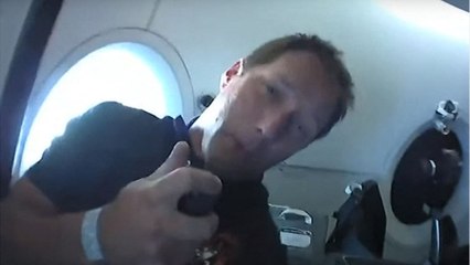 Voici - PHOTO Thomas Pesquet donne de ses nouvelles : ce détail qui amuse les internautes