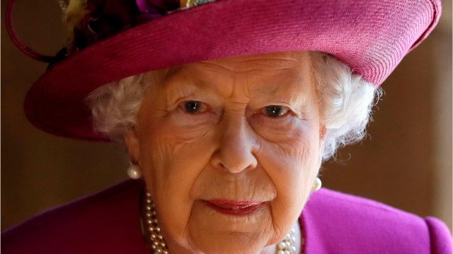 VOICI - Elizabeth II en deuil : mort de Vulcan, l’un de ses fidèles compagnons