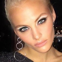 VOICI social Le Mannequin Knesia Puntus Entre La Vie Et La Mort : Sa Famille Ne Croit Pas À Un Accident (1)