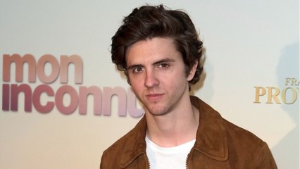 VOICI : Les aventures du jeune Voltaire : l'étonnante préparation qu'a suivi Thomas Solivérès