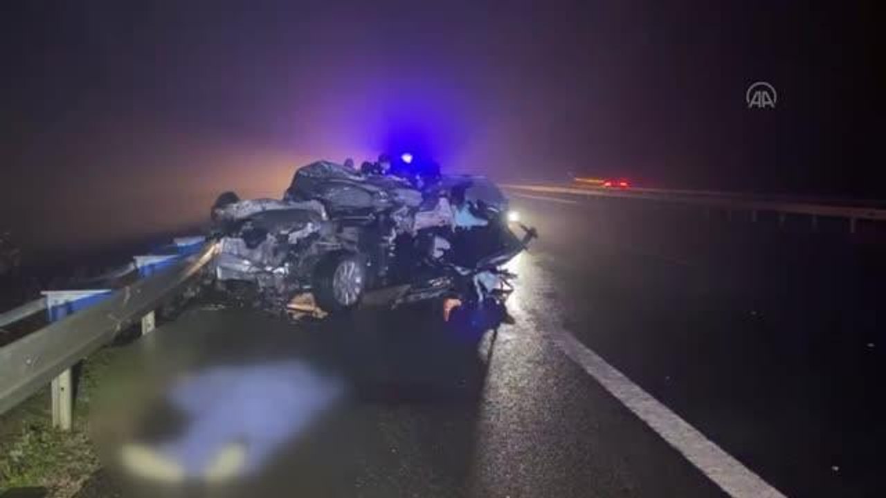 BALIKESİR - Trafik kazası geçiren şarkıcı Gülçi...