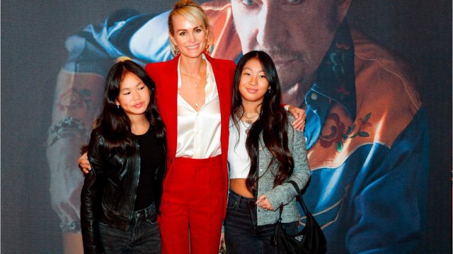 VOICI - PHOTOS Jade Hallyday : loin de sa famille, la fille de Laeticia profite de vacances au soleil