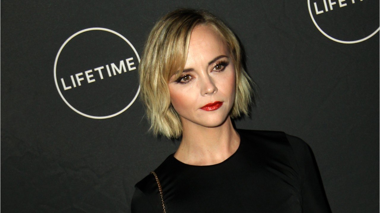 VOICI - Christina Ricci : victime de violences conjugales, l'actrice craint pour sa vie et celle de son fils