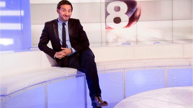 Voici - Cyril Hanouna en colère : l'animateur de TPMP tacle sévèrement Jean-Michel Blanquer sur Twitter