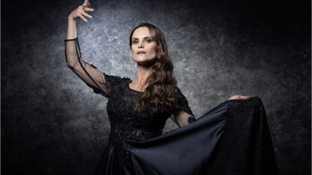 VFOICI Carole Dechantre (Les mystères de l’amour) en bikini, Patrick Puydebat fond !