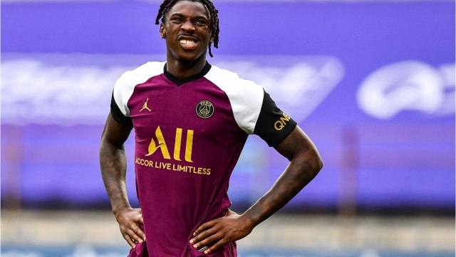 Voici - PHOTO Paris Saint-Germain : ce très beau geste d'une star du PSG envers les sans-abris et les migrants