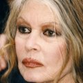VOICI // SOCIAL Brigitte Bardot Prend La Défense De Roman Polanski : Les Internautes Sont Scandalisés