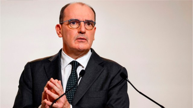 VOICI : Jean Castex : ses tweets pour Noël qui ne passent pas auprès des internautes