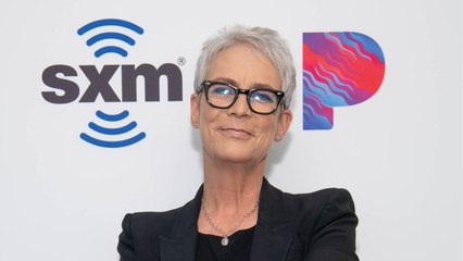 VOICI Jamie Lee Curtis dévoile un adorable cliché vintage de sa famille pour Noël