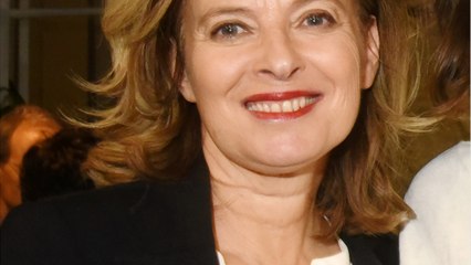 VOICI - PHOTO Valérie Trierweiler : ces retrouvailles qui font son bonheur pour les fêtes de fin d’année