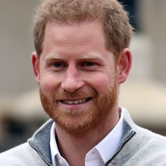 Voici SOCIAL - Prince Harry : un avocat demandait la mise en place d'un mandat d'arrêt international contre le frère de William