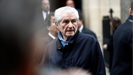 VOICI - Miss France 2020 : Claude Lelouch tombe par hasard sur les miss, une candidate lui laisse son numéro