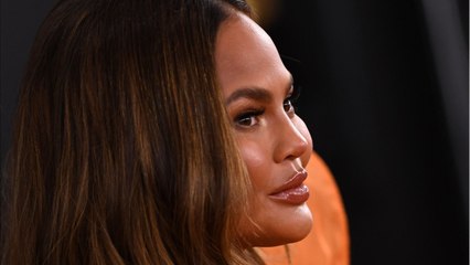 VOICI - Meghan Markle : son rôle clé joué auprès de Chrissy Teigen après sa fausse couche