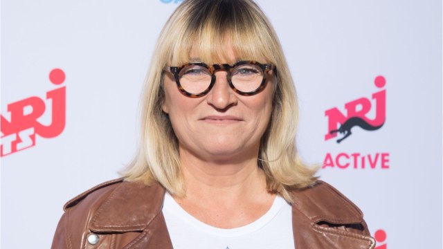 VOICI Christine Bravo en couple : elle s'affiche plus amoureuse que jamais sur le plateau de Diversion