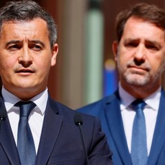 VOICI social: Christophe Castaner : ses petits tacles à Gérald Darmanin ne passent pas inaperçus (1)