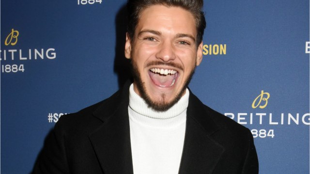 VOICI - PHOTO « Besoin de vider mon cœur : Rayane Bensetti poste de nouveaux messages énigmatiques après sa vidéo avec Camille Lellouche