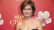 VOICI : Sarah Biasini : la fille de Romy Schneider revient sur son deuil très difficile