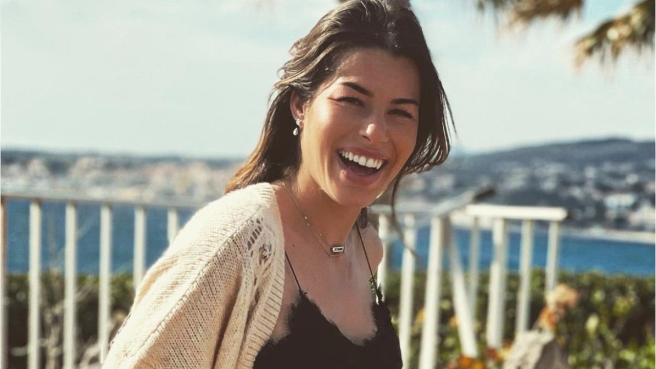 VOICI : Fanny Skalli : l'ex de Florent Manaudou est devenue maman, découvrez la réaction de Laure Manaudou