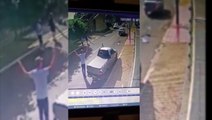 Outra ‘vítima’ do Symbol: Strada tem porta arrancada e condutor escapa de atropelamento