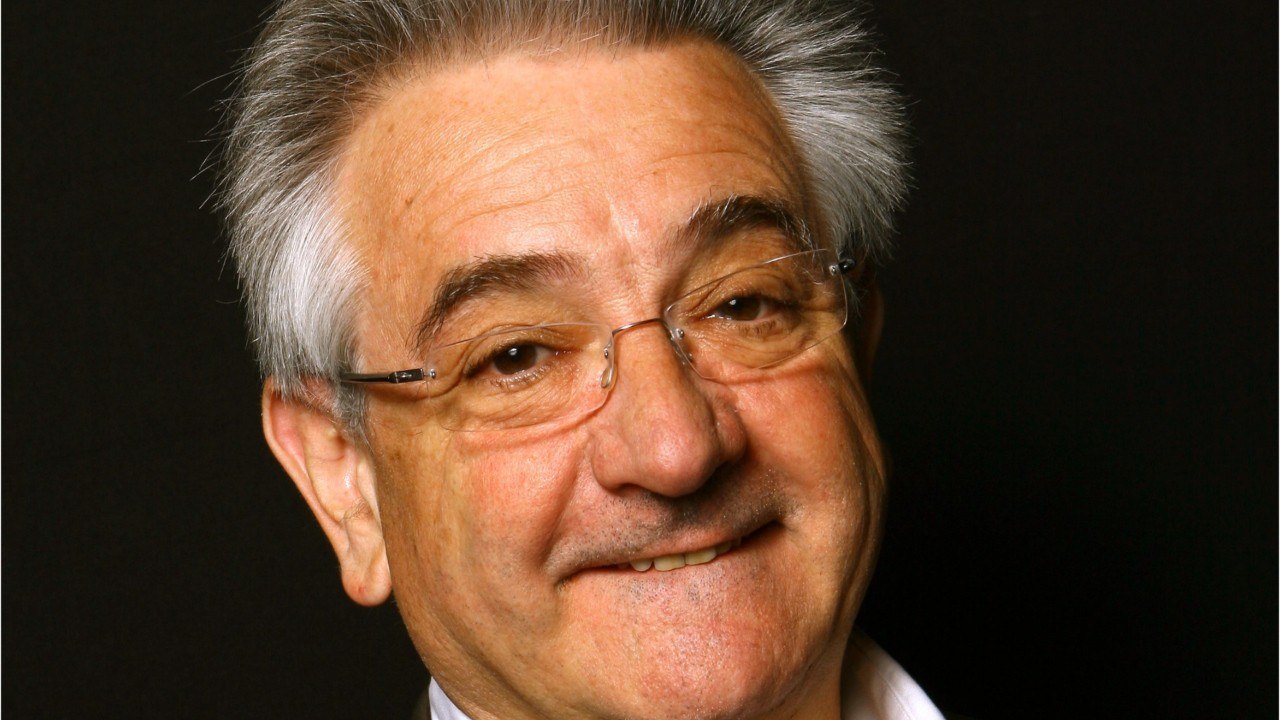 VOICI - Jean-Pierre Descombes (Les jeux de 20h) révèle être atteint de la maladie de Parkinson