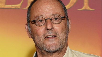 VOICI - Jean Reno : il sait où il veut être enterré et c'est un peu grâce à Johnny Hallyday