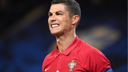VOICI-PHOTO Cristiano Ronaldo : adorable moment en famille avec sa compagne et ses quatre enfants