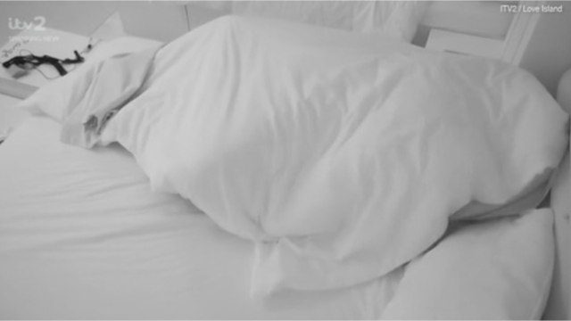 VOICI Love Island : les gagnants avouent avoir eu des relations sexuelles devant les caméras