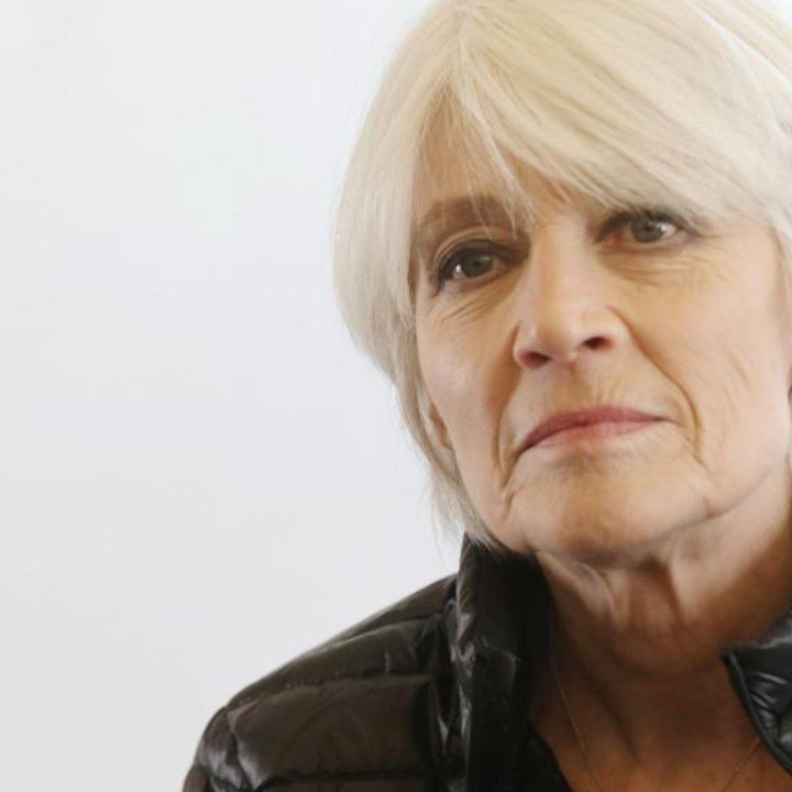 VOICI SOCIAL : Françoise Hardy "en mauvais état" : la chanteuse révèle ce qui la maintient en vie (1)