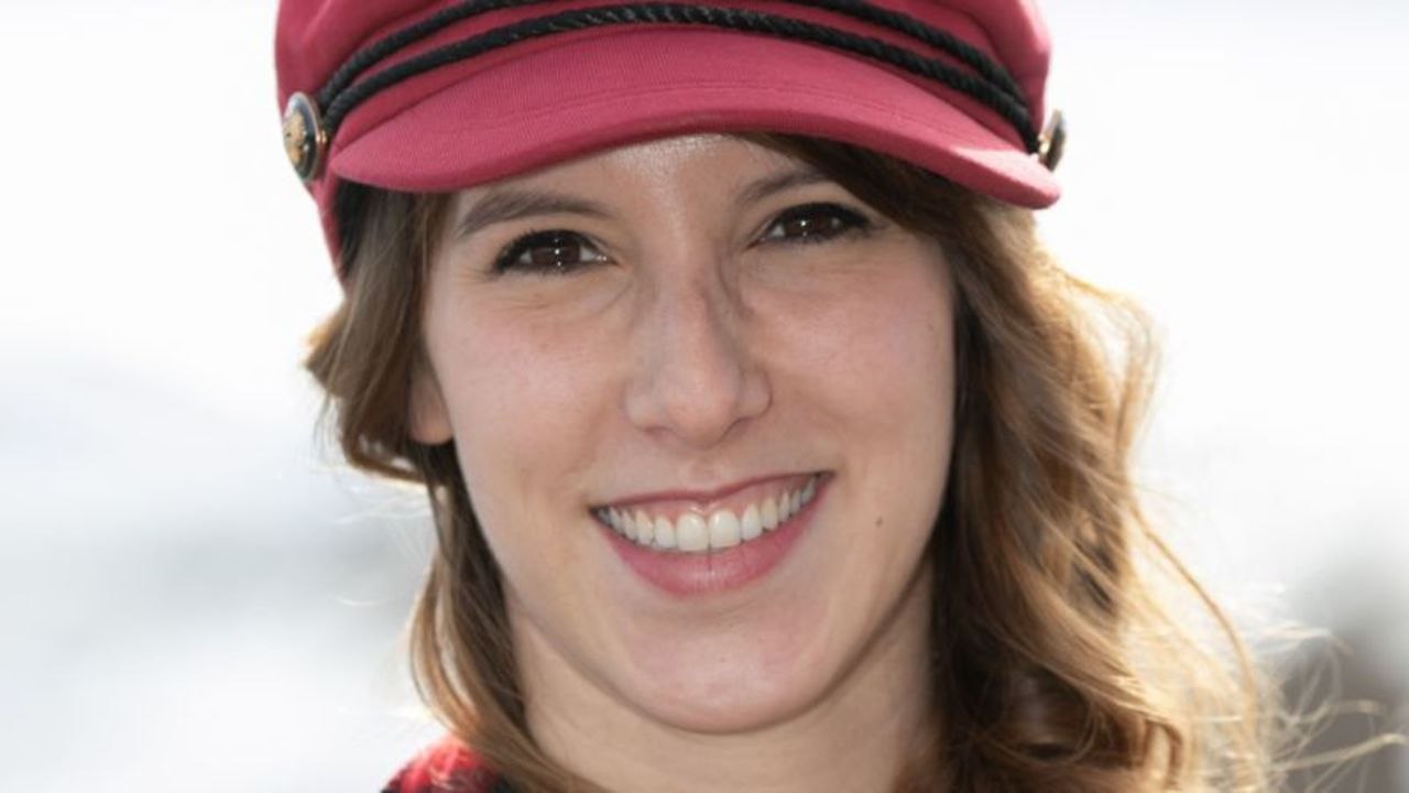 VOICI Léa François a un lien de parenté avec Claude François, mais pas celui que vous pensez !