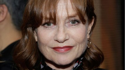 VOICI : Isabelle Huppert : son petit-fils Gabriel va faire ses "premiers pas au cinéma"