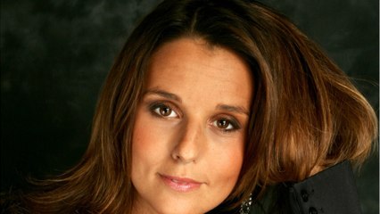 VOICI : Faustine Bollaert face à la mort : elle se confie sur la disparition de sa meilleure amie et son premier amour