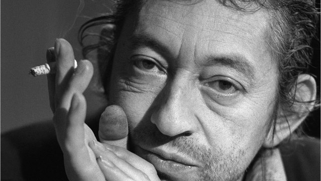 VOICI : Serge Gainsbourg bisexuel ? Jane Birkin se souvient : Il aimait les garçons