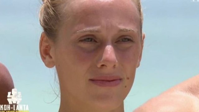 VOICI : Koh-Lanta, les armes secrètes : Maxine en couple avec un célèbre joueur de tennis, elle se livre