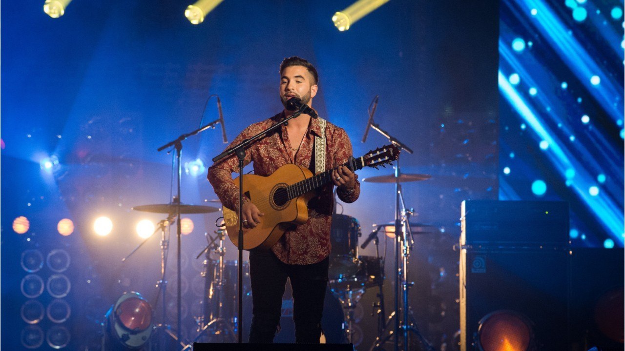 VOICI-The Voice Kids : Kendji Girac explique pourquoi il vit toujours dans une caravane