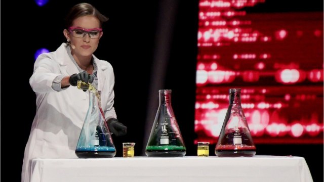 VOICI-Miss America 2020 : Miss Virginie remporte le concours… grâce à une expérience de physique-chimie