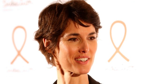 VOICI Prolongation du confinement : Eglantine Eméyé se désole de ne pas pouvoir voir son fils