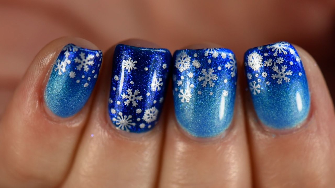 Celebrate the Holidays with This Festive Nail Art - video Dailymotion