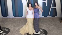 VOICI Oscars 2020 Kim Kardashian et Kylie Jenner : leur gros problème de robes qui aurait pu mener à la catastrophe