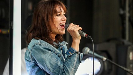 VOICI : Charlotte Gainsbourg : sa fille Alice Attal chante divinement bien