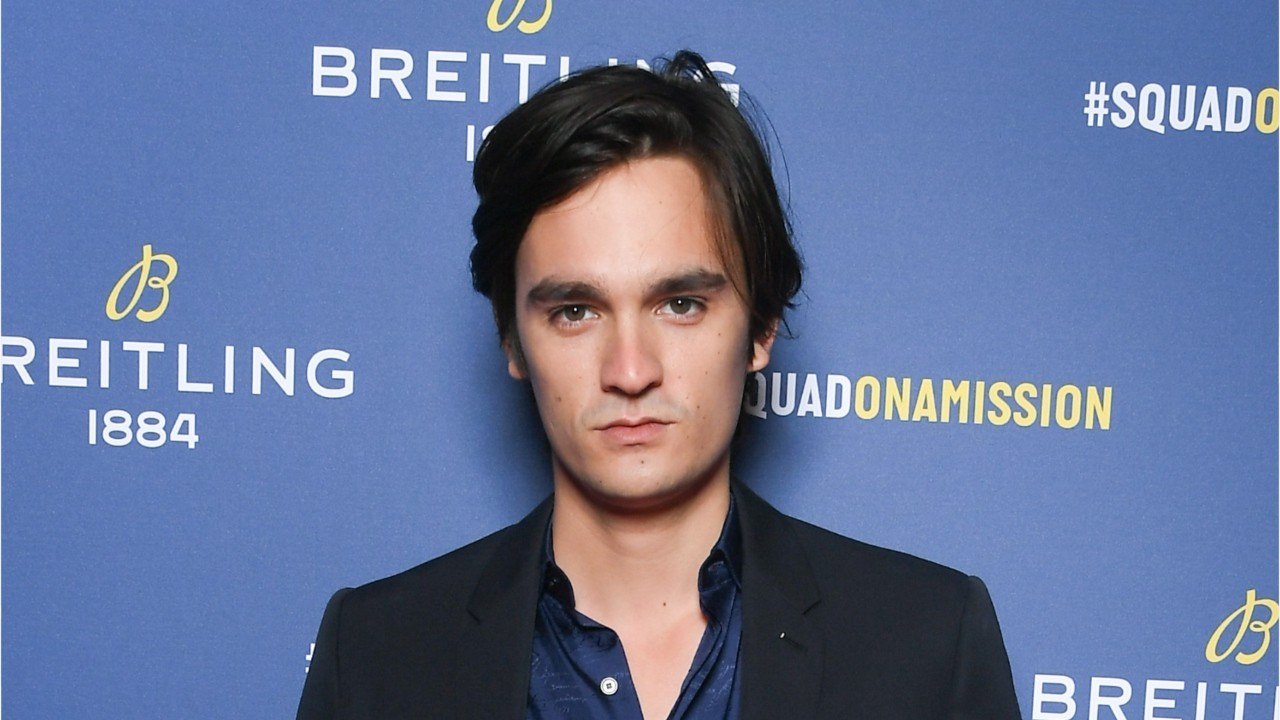 VOICI : "Il revient de loin" : Alain-Fabien Delon donne des nouvelles de son père Alain Delon deux ans après son AVC